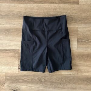 JustFab Woman’s Active Black High-Waisted Biker Shorts - Size Medium- NWOT
